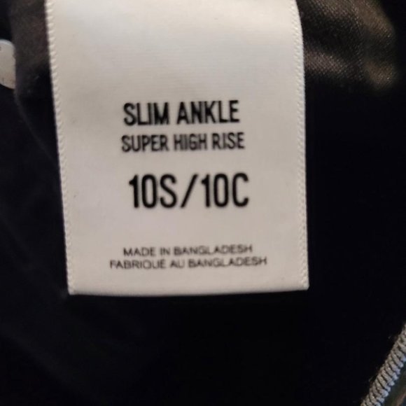 Express Slim Ankle Super High Rise Black Jeans - Picture 4 of 5